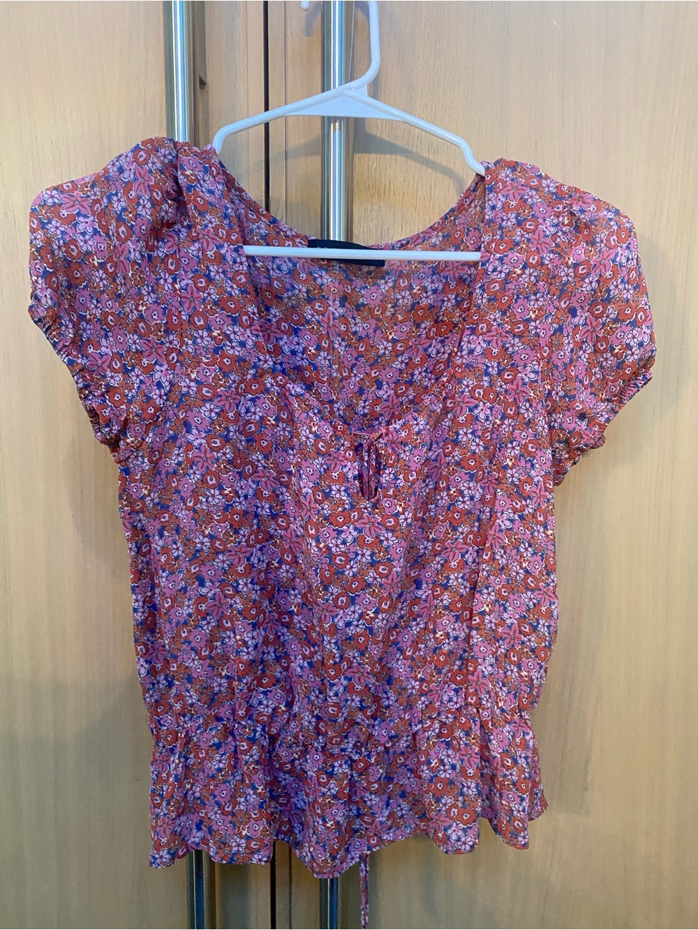 Sanctuary Pink and Red Floral Tie-Front Short Sleeve Top